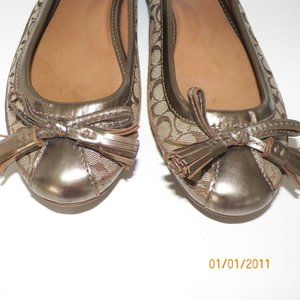 COACH  LADIES' BALLET FLATS  SIZE: 8 M    MSRP $188.00